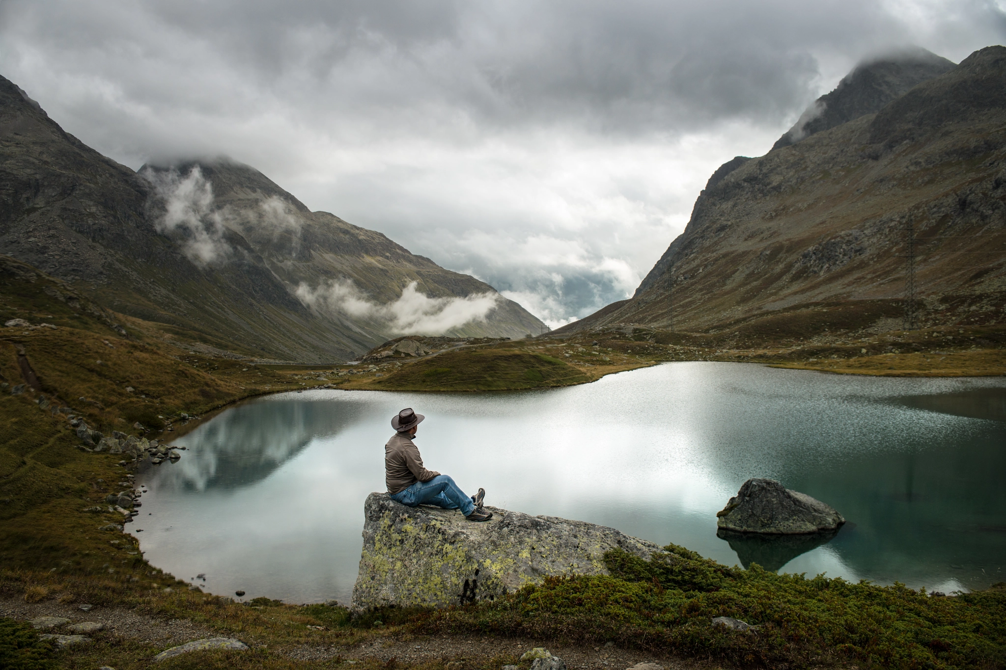 Nikon D800 + Nikon AF-S Nikkor 28-70mm F2.8 ED-IF sample photo. Mountain lake photography