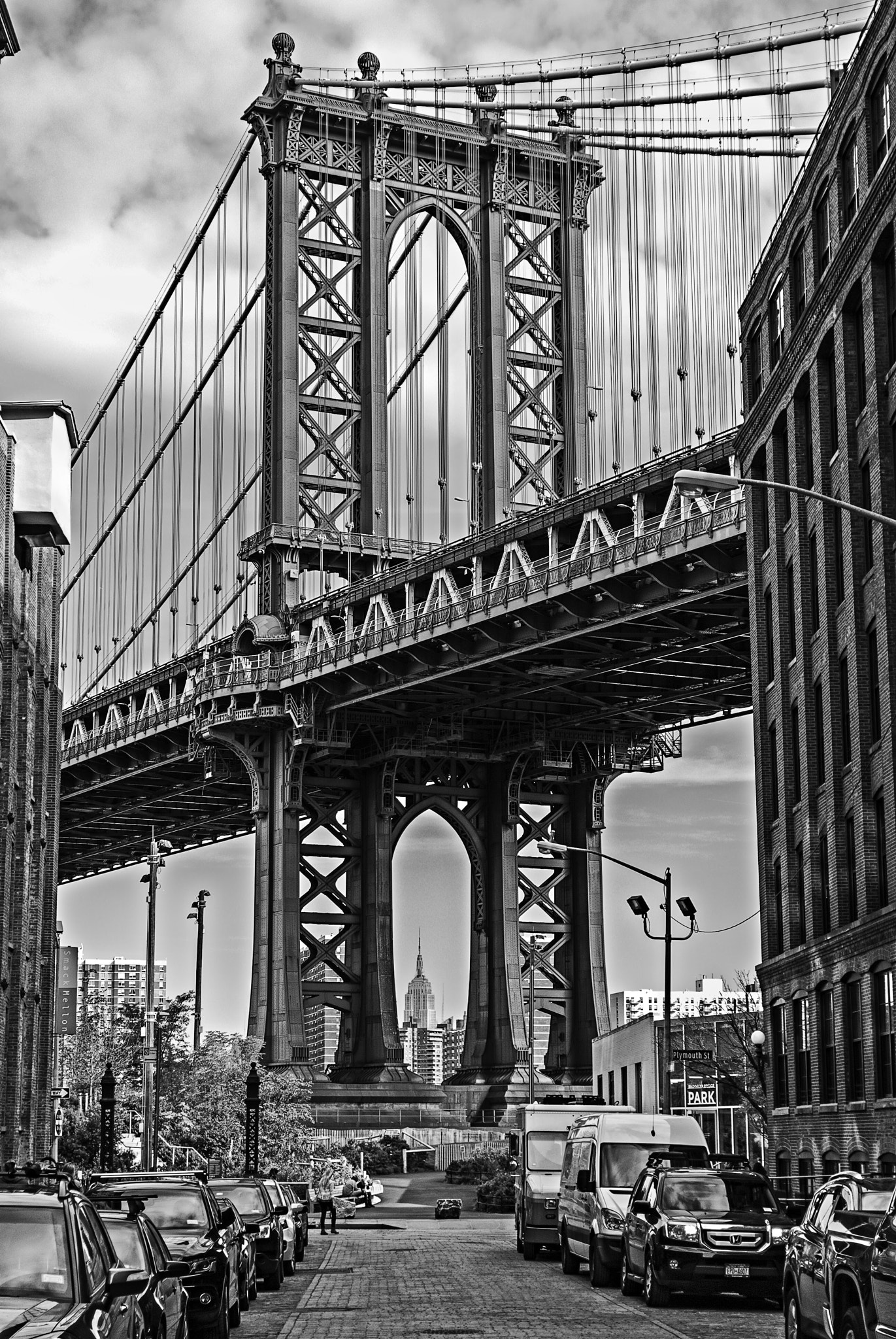 Nikon D80 + Sigma 17-50mm F2.8 EX DC OS HSM sample photo. A great classic in dumbo photography