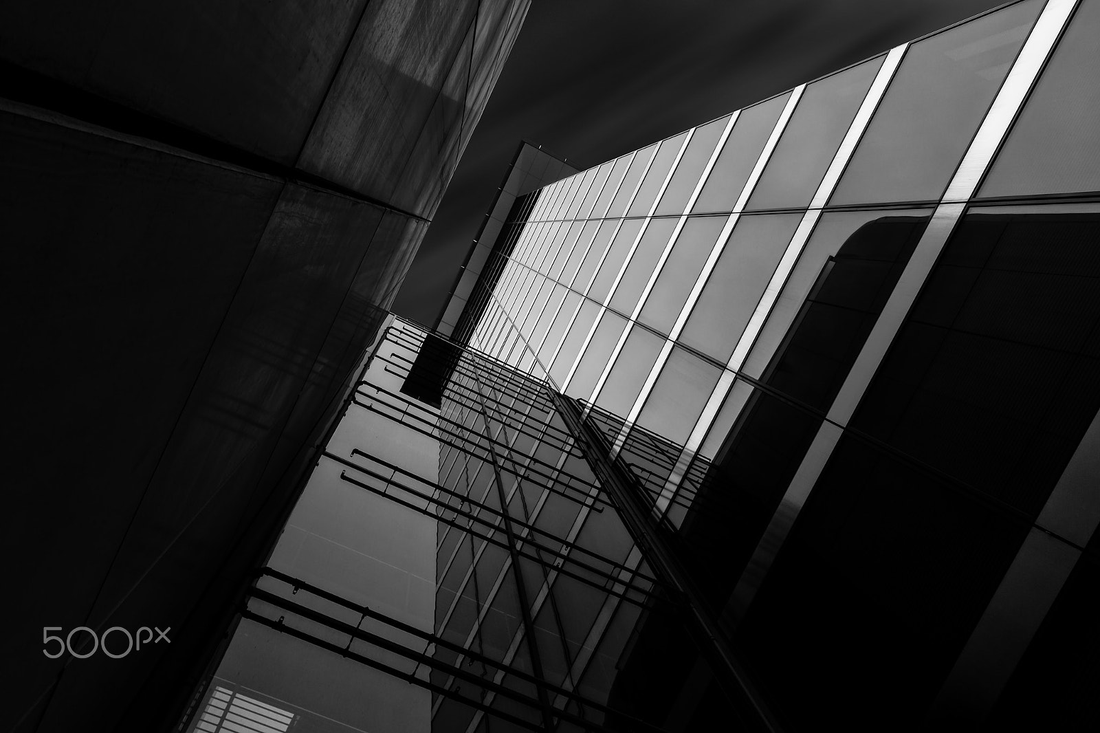 Canon EF-S 17-55mm F2.8 IS USM sample photo. Concrete vs. glass photography