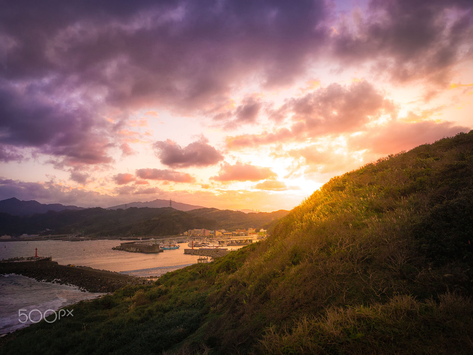 Olympus OM-D E-M10 II + Olympus M.Zuiko Digital ED 12-40mm F2.8 Pro sample photo. 深澳象鼻岩 photography