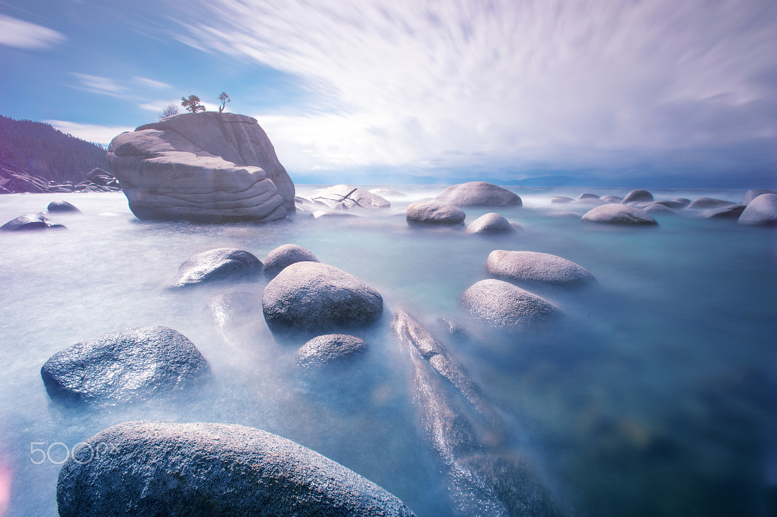 Nikon AF-S Nikkor 17-35mm F2.8D ED-IF sample photo. Dreamy blue photography