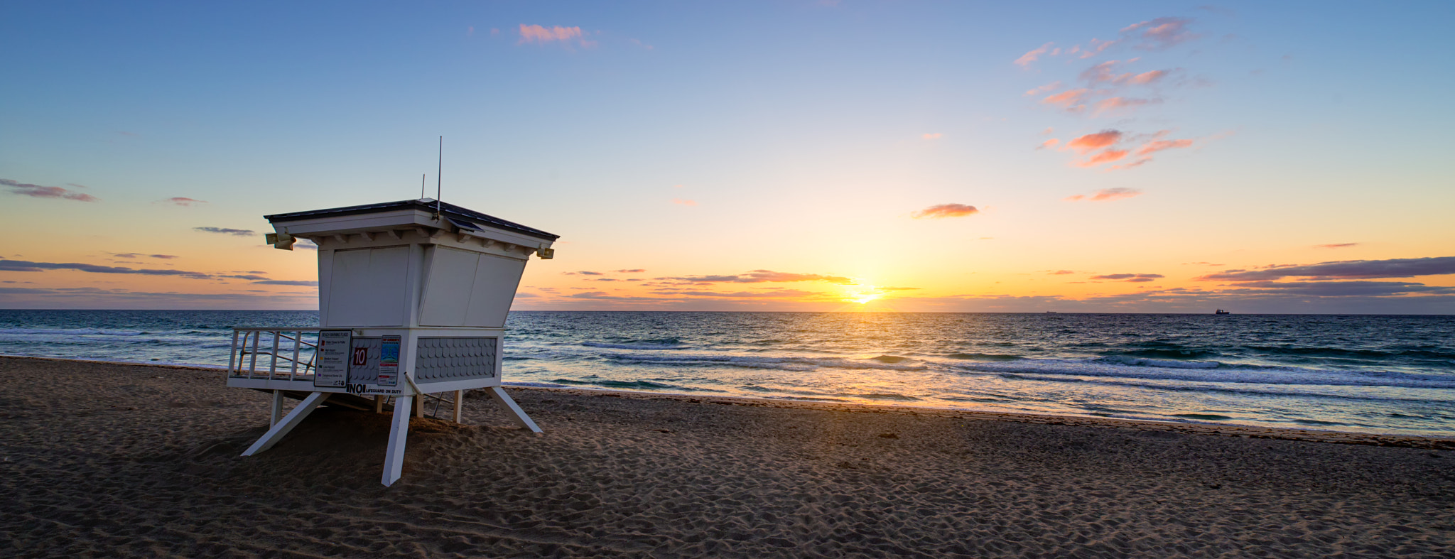Nikon AF-S Nikkor 14-24mm F2.8G ED sample photo. Lauderdale beach sunrise © scott russell images photography