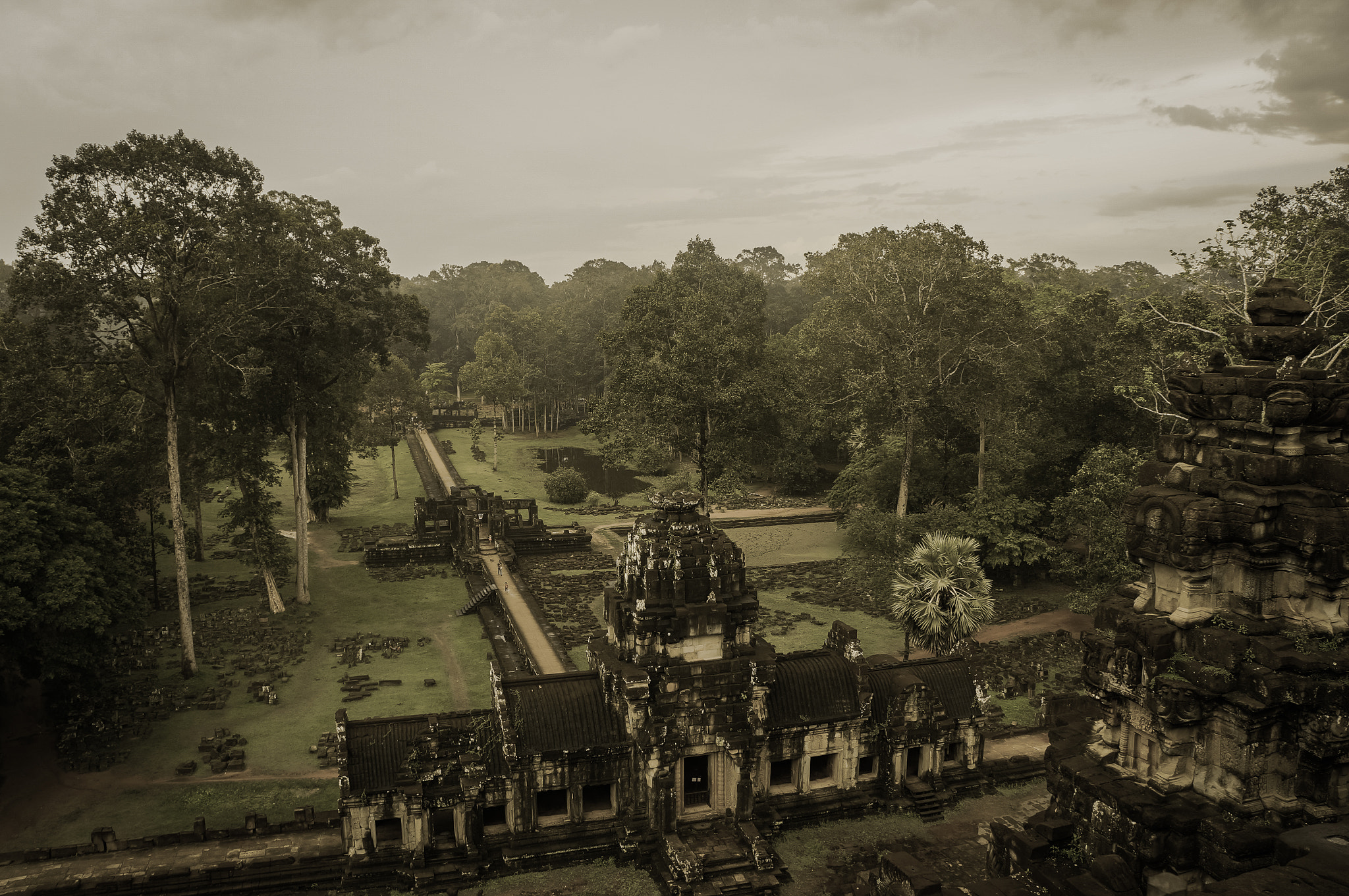 Sony Alpha NEX-5R sample photo. Angkor temple photography