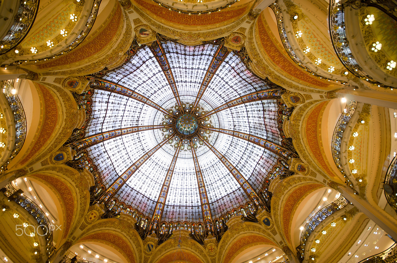 Sigma 10-20mm F4-5.6 EX DC HSM sample photo. Verriere, galeries lafayette photography