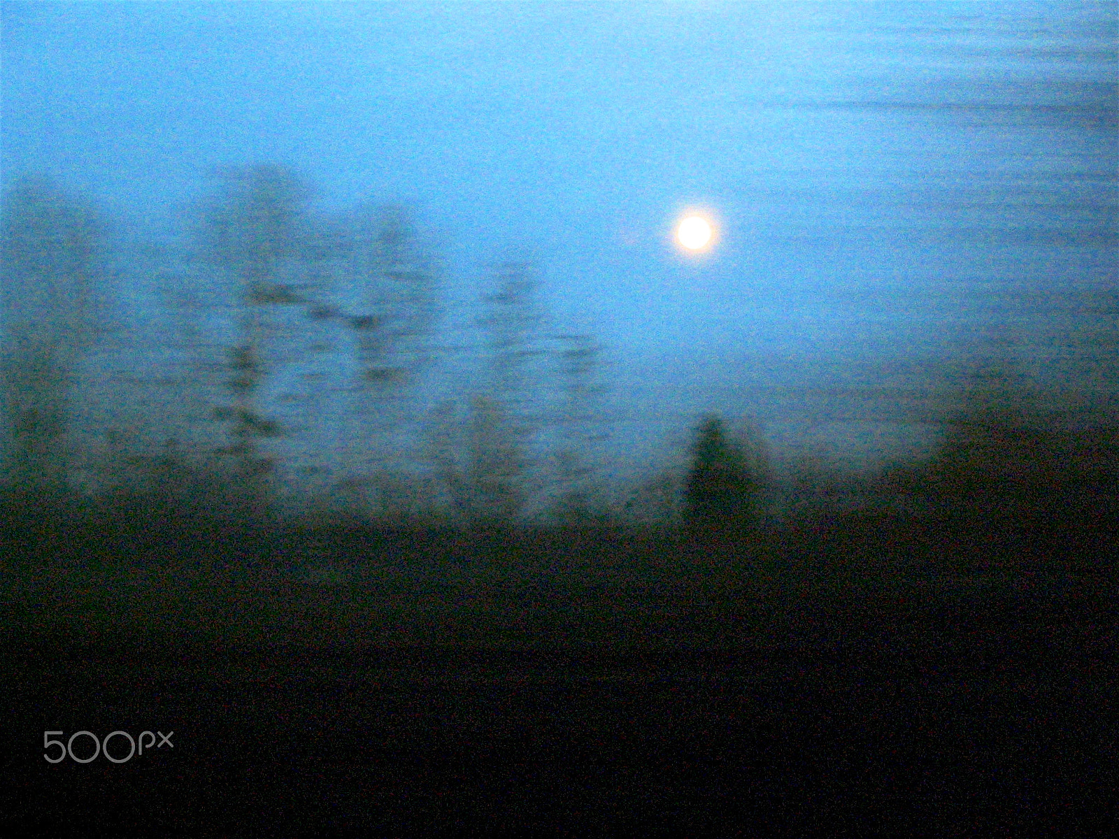 Canon POWERSHOT A75 sample photo. Train journey - moon through the window photography
