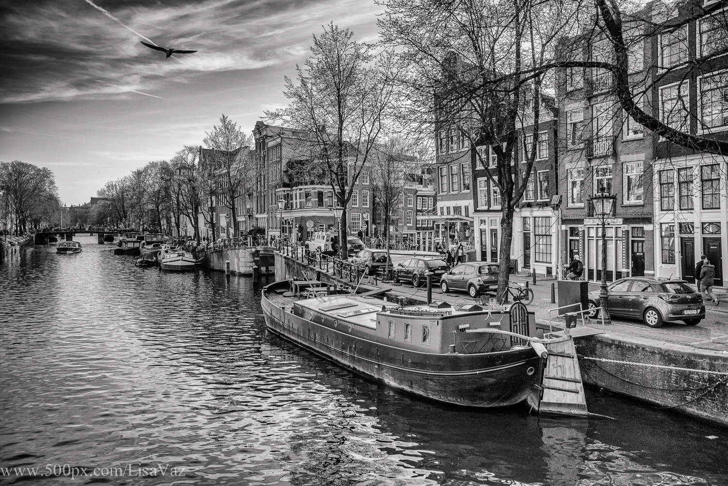 Sony a7R + Sony Vario Tessar T* FE 24-70mm F4 ZA OSS sample photo. A postcard of amsterdam photography