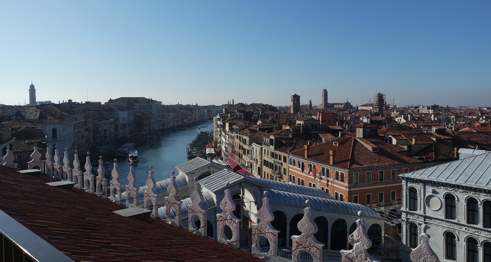 Samsung NX 16-50mm F3.5-5.6 Power Zoom ED OIS sample photo. From the roof photography