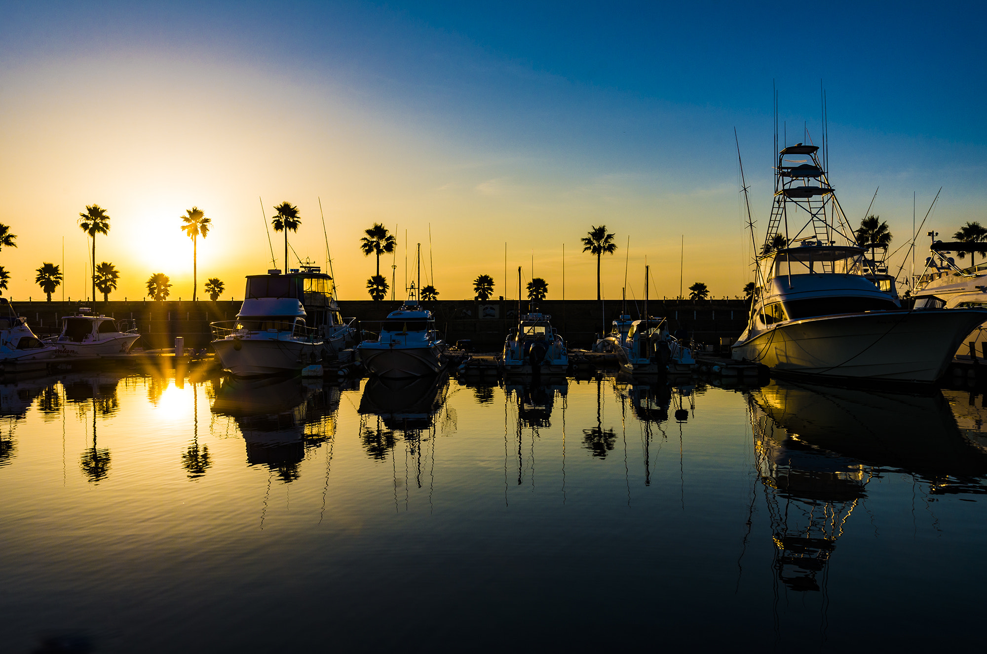 Sigma 10-20mm F3.5 EX DC HSM sample photo. Two seas photography