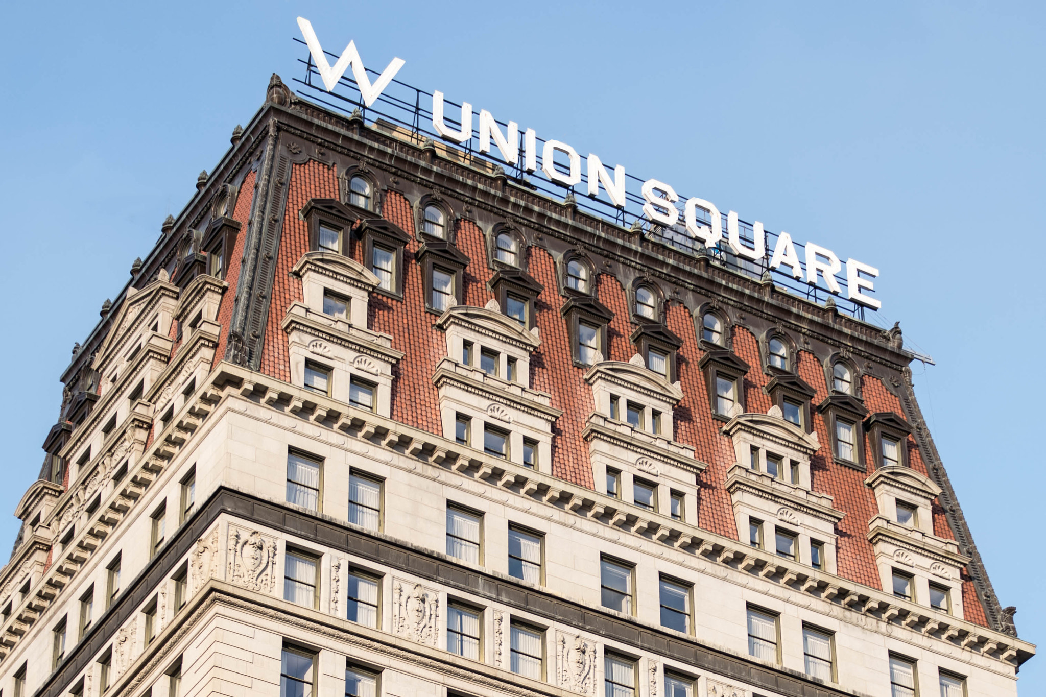 Nikon AF-S Nikkor 24-70mm F2.8G ED sample photo. W union square photography