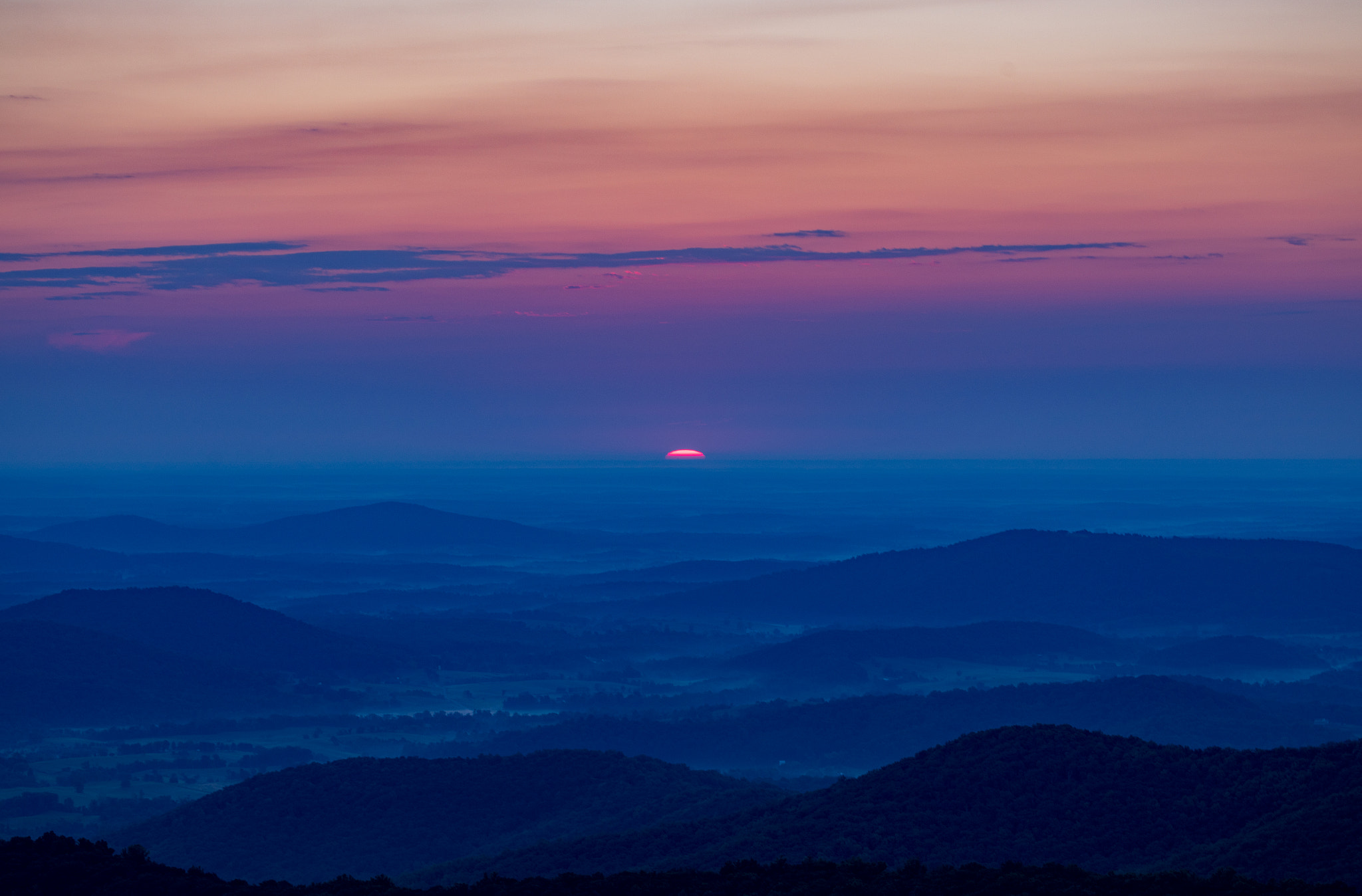 Canon EF 100-400mm F4.5-5.6L IS USM sample photo. Blueridge sunrise photography