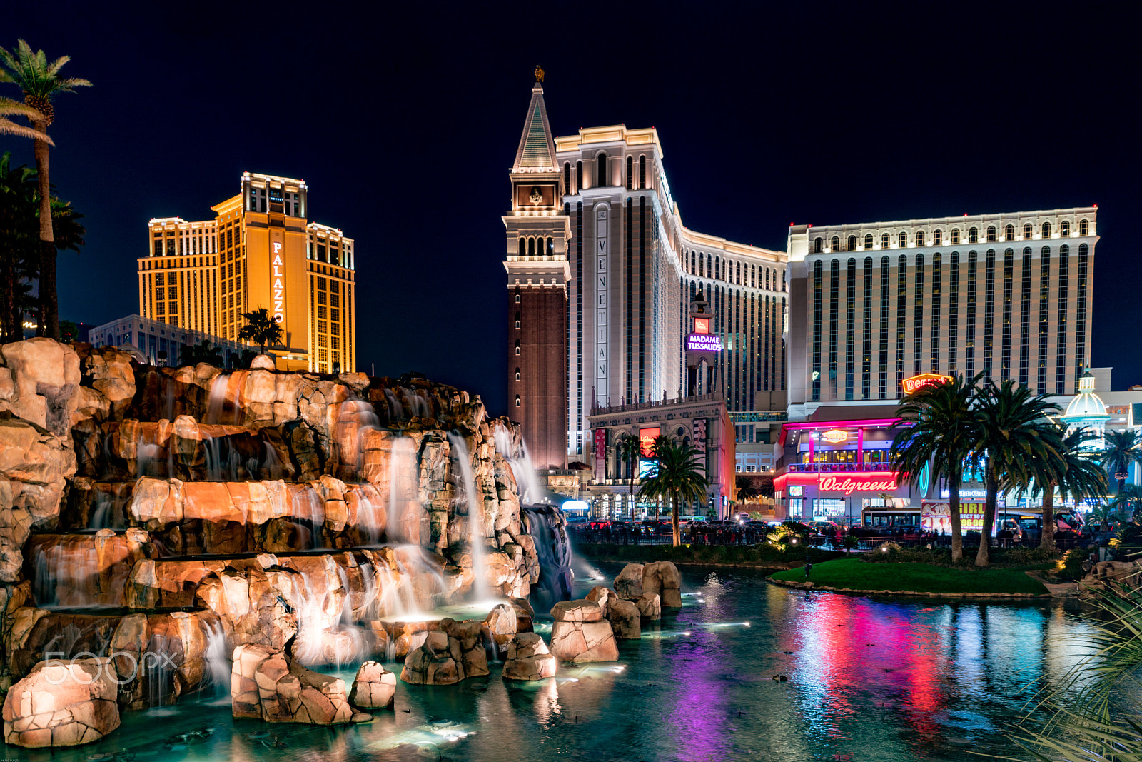 DT 24-70mm F2.8 SAM sample photo. Nature in las vegas photography