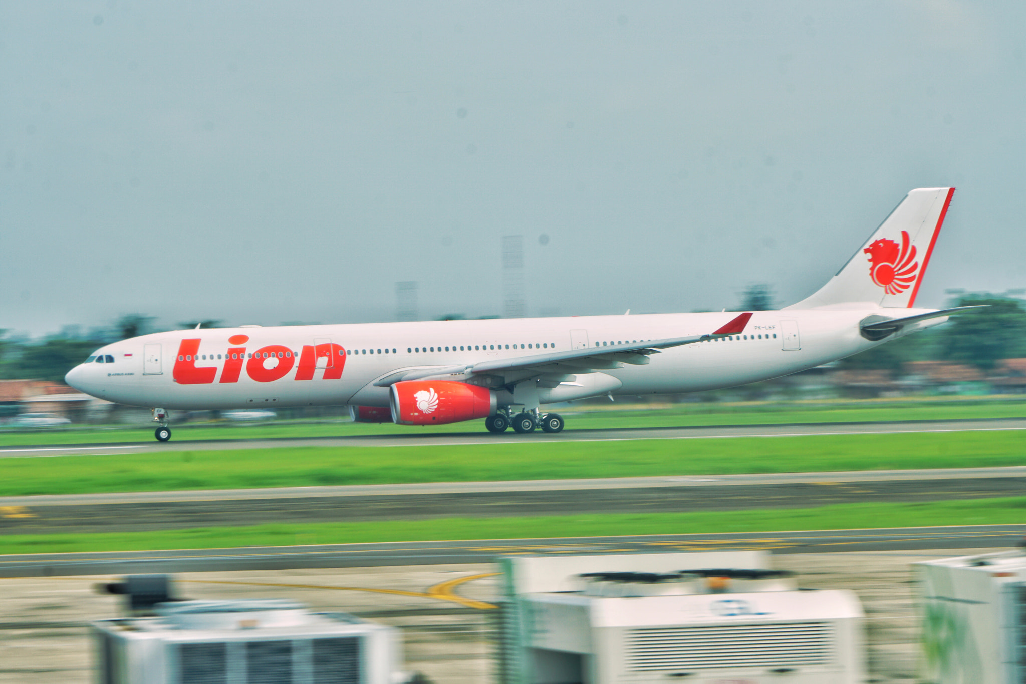 Sony a6300 sample photo. Lion air, airbus a330-300, pk-lef photography