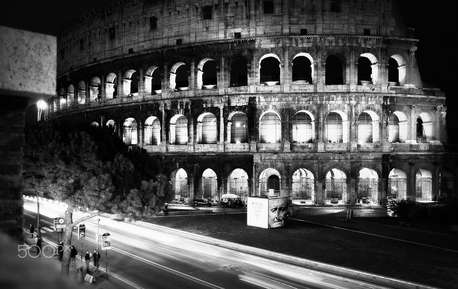 Olympus E-400 (EVOLT E-400) sample photo. Colloseum rome photography