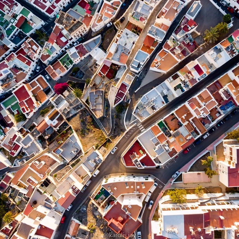 city puzzle by Karolis Janulis on 500px.com