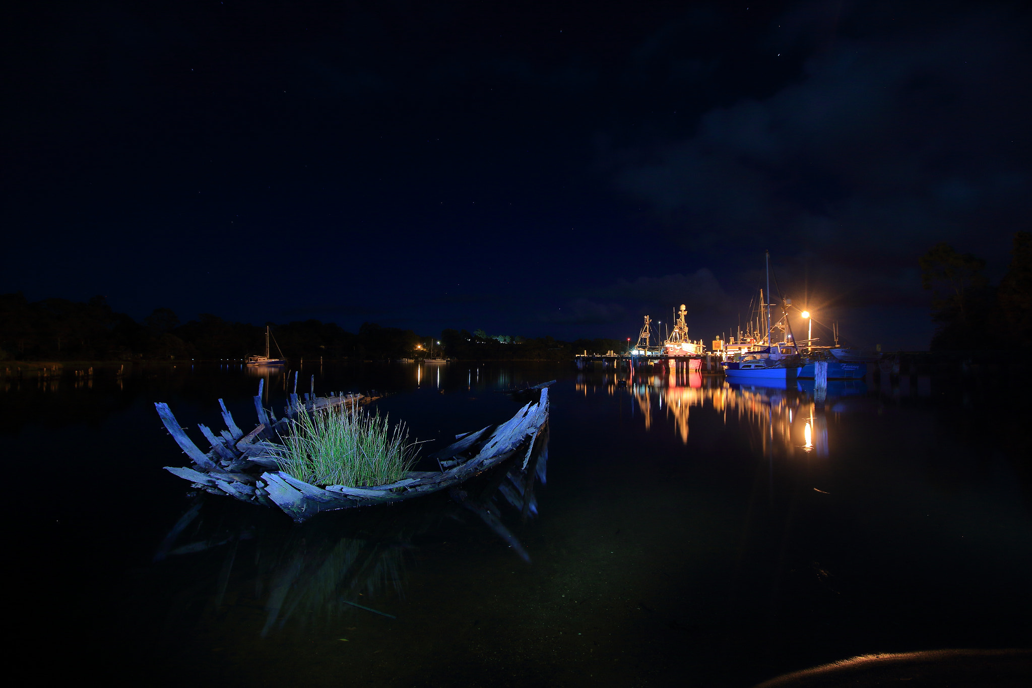 Canon EF-S 10-22mm F3.5-4.5 USM sample photo. Harbour lights photography