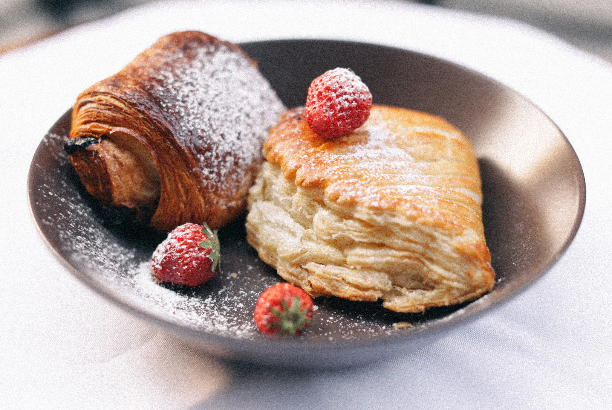 Canon EOS 6D + Canon EF 50mm F1.2L USM sample photo