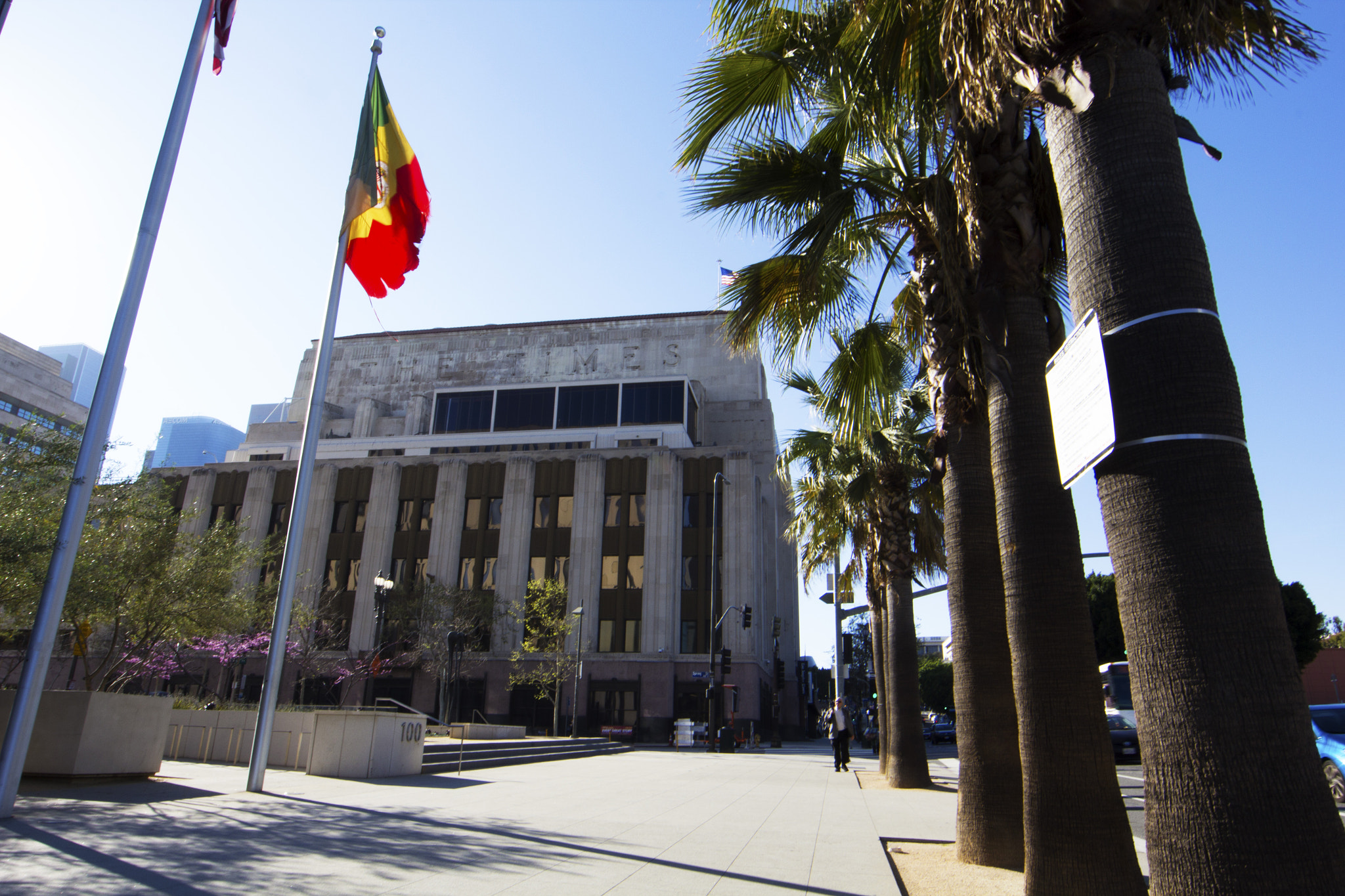 Canon EF 14mm F2.8L II USM sample photo. The times have changed in los angeles photography