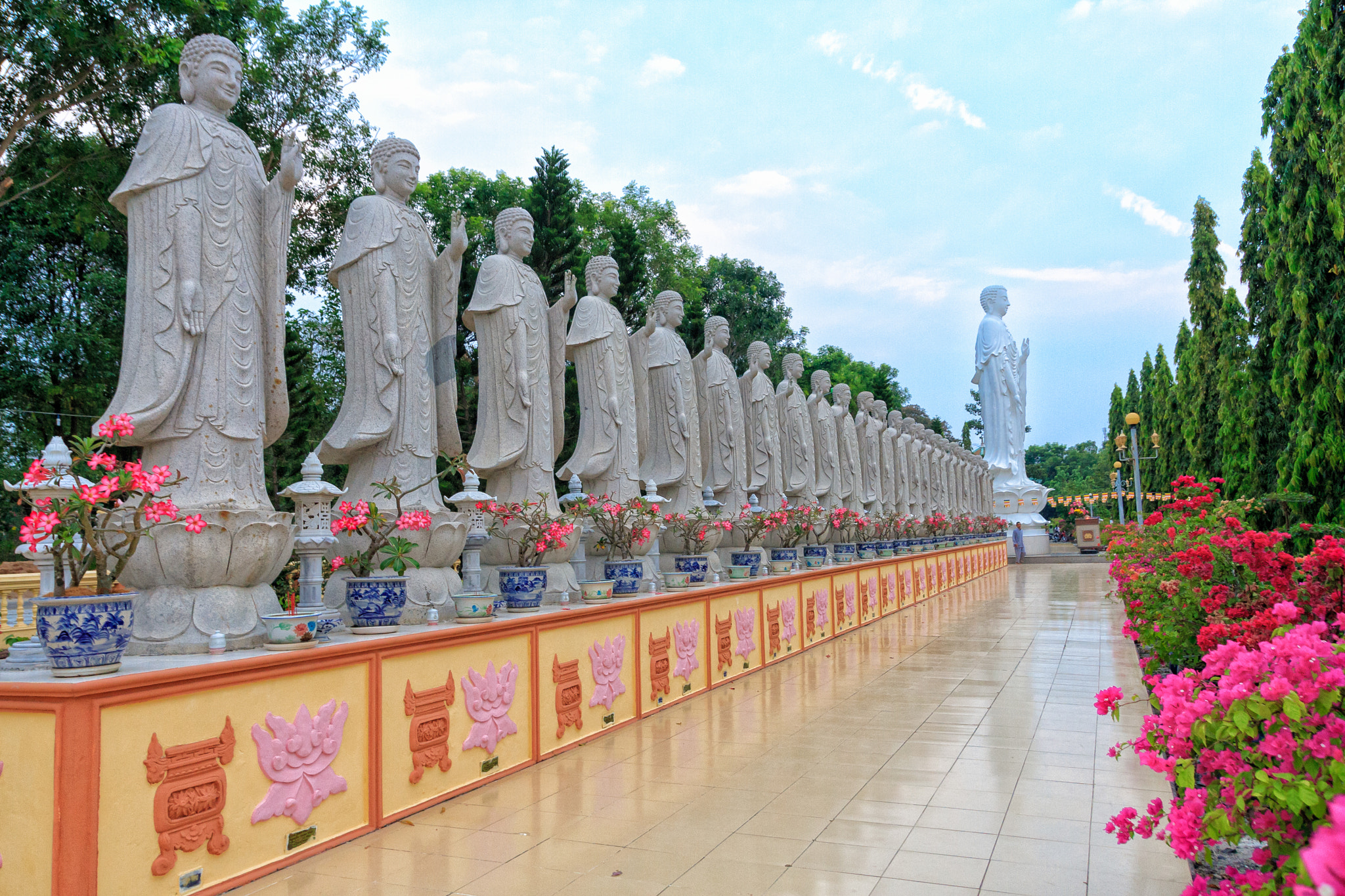 Tamron SP AF 17-50mm F2.8 XR Di II LD Aspherical (IF) sample photo. Buddha photography