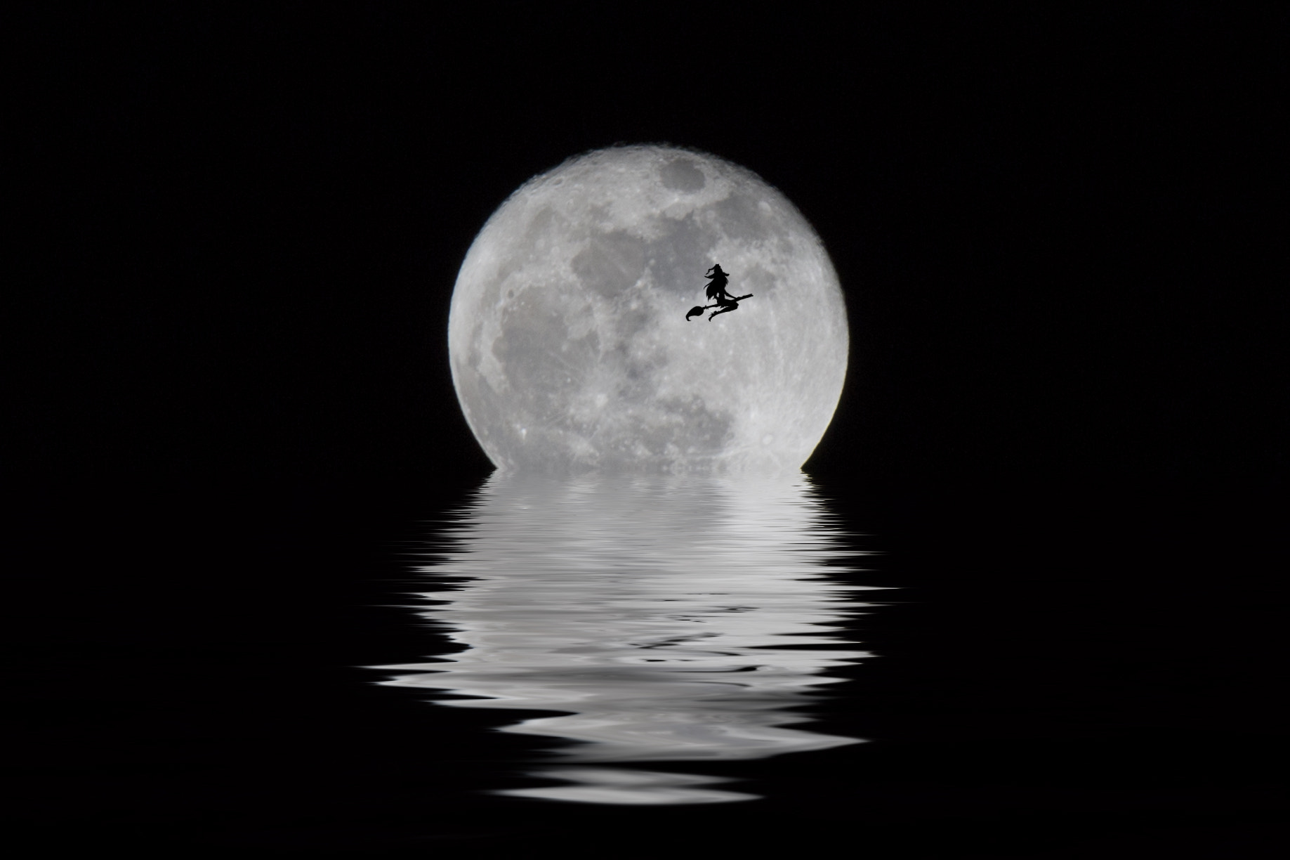 Canon EF-S 55-250mm F4-5.6 IS II sample photo. Supermoon photography
