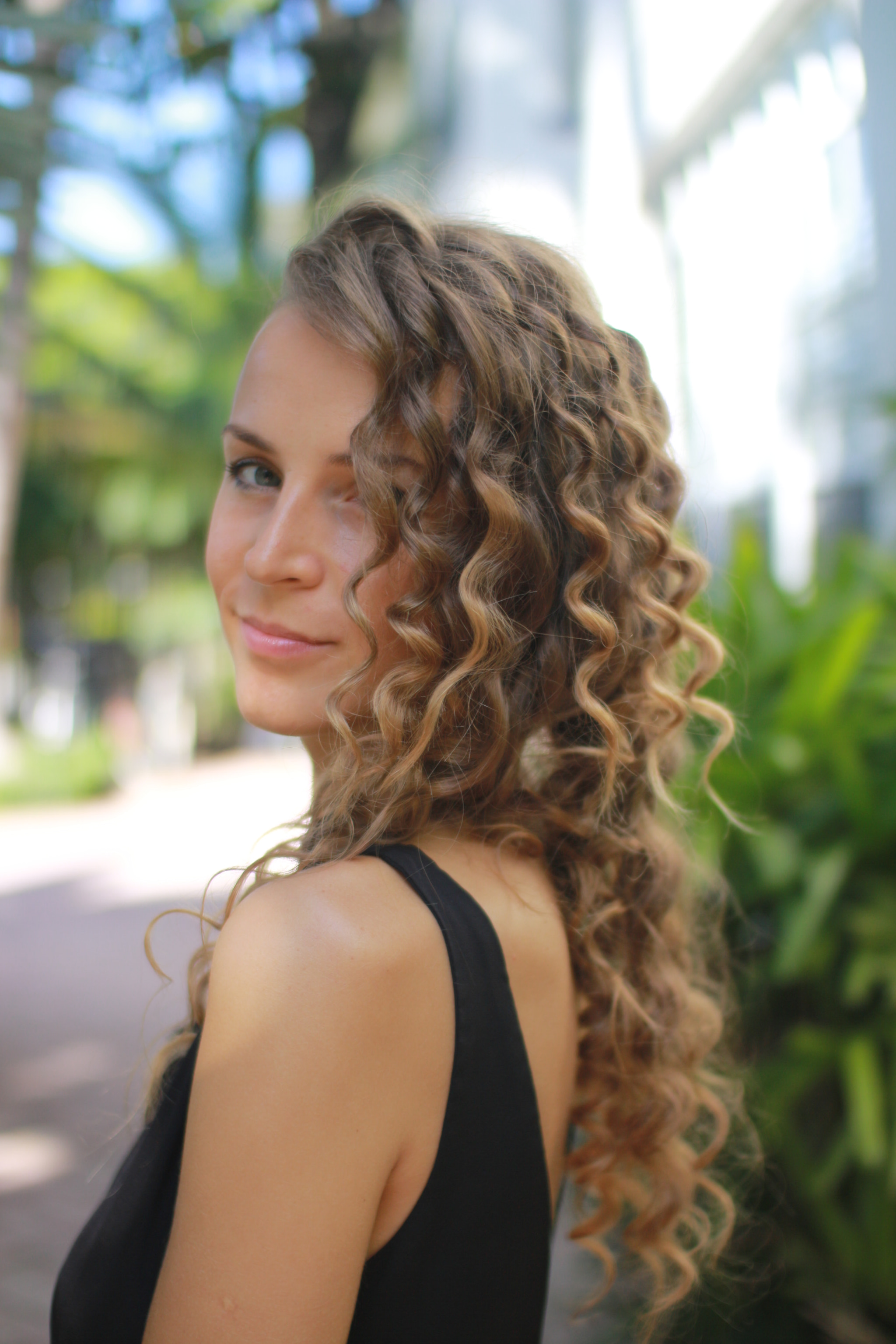 Sigma 30mm F1.4 EX DC HSM sample photo. Curly hair photography
