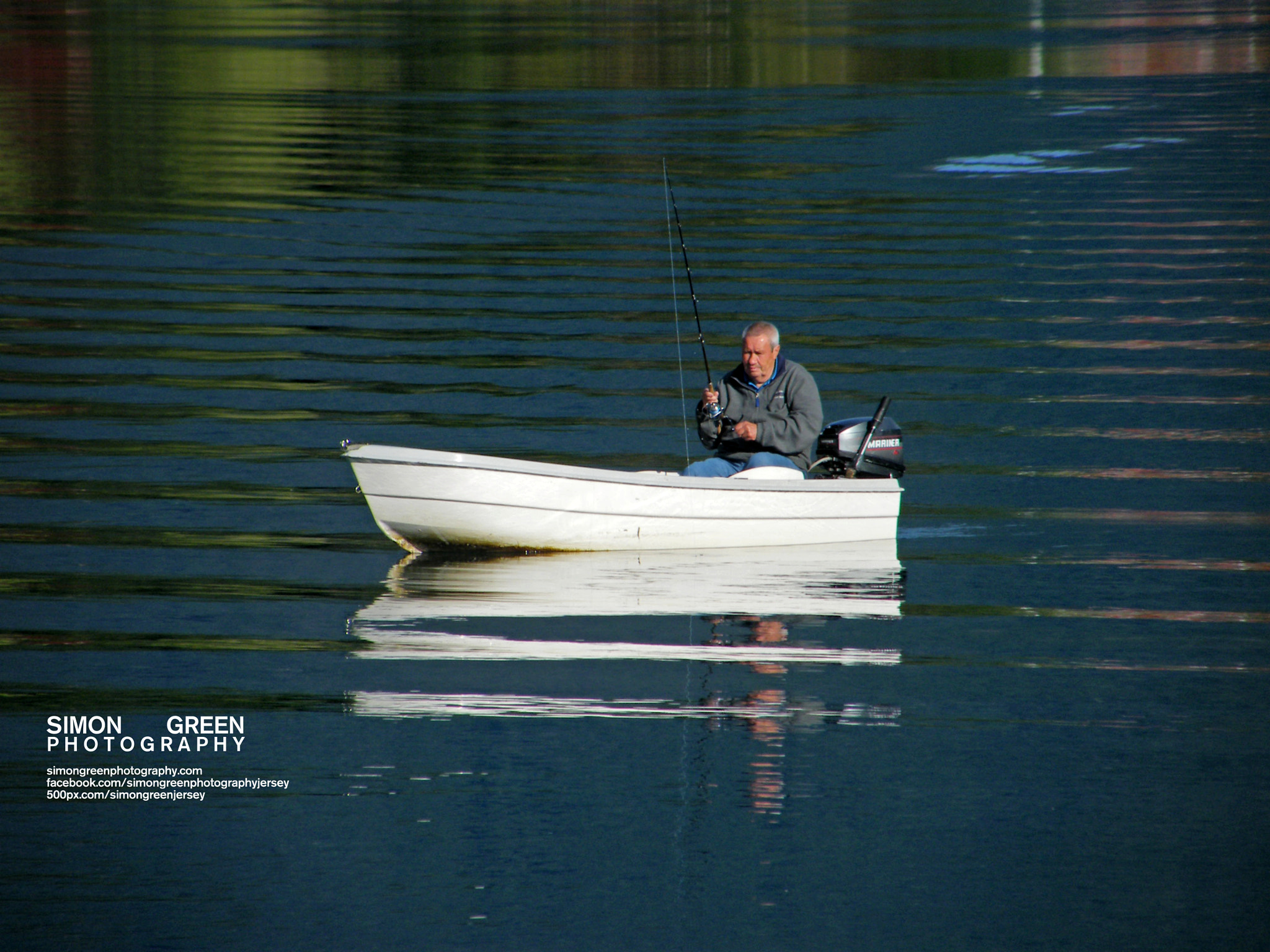 Fujifilm FinePix S8000fd sample photo. Norway 13 - just fishing photography