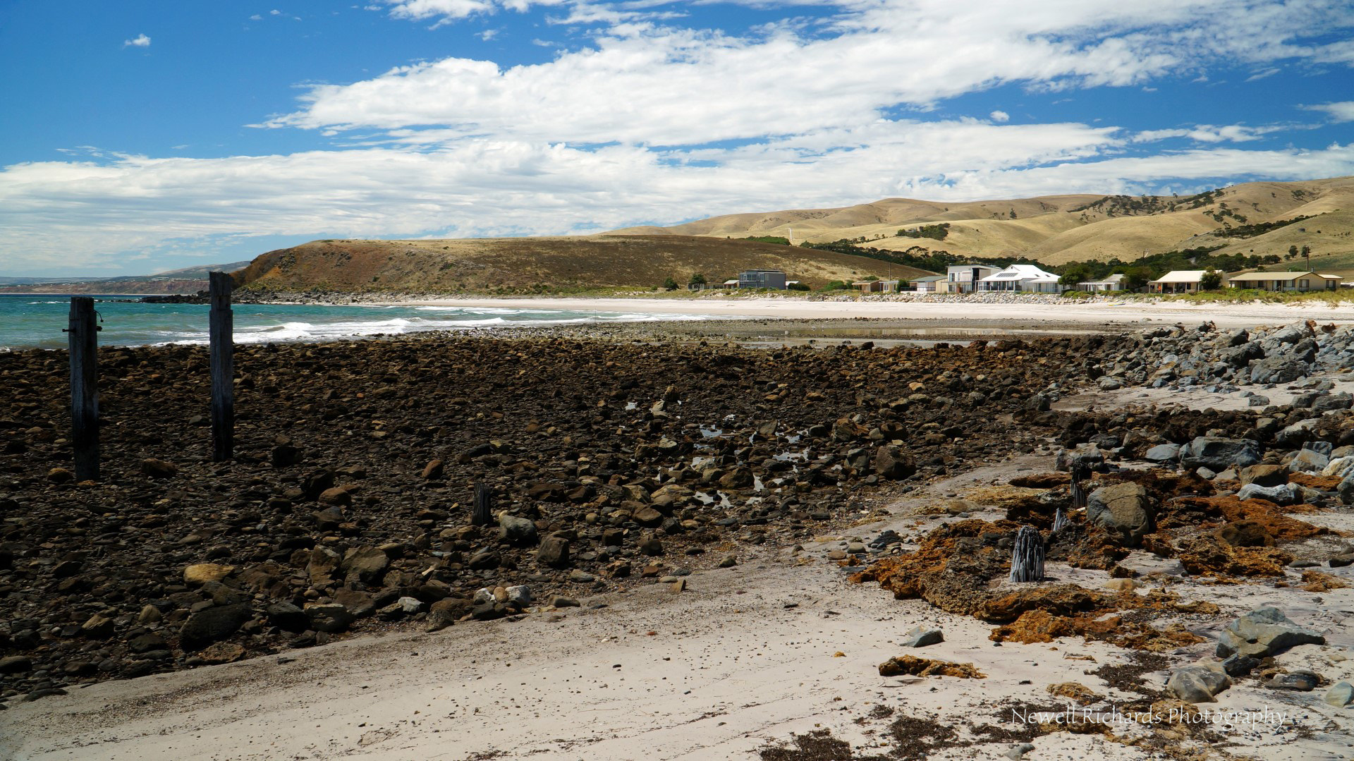 Sony Alpha NEX-6 + Sony E PZ 18-105mm F4 G OSS sample photo. Myponga beach (large) photography