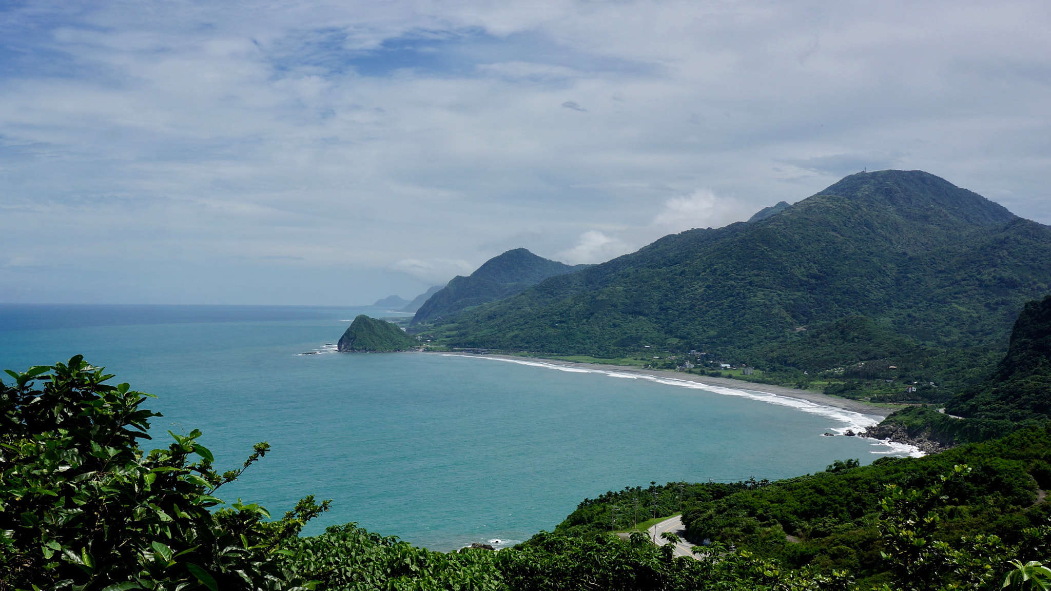 Tamron 18-200mm F3.5-6.3 Di III VC sample photo. Yilan coast lines, taiwan photography