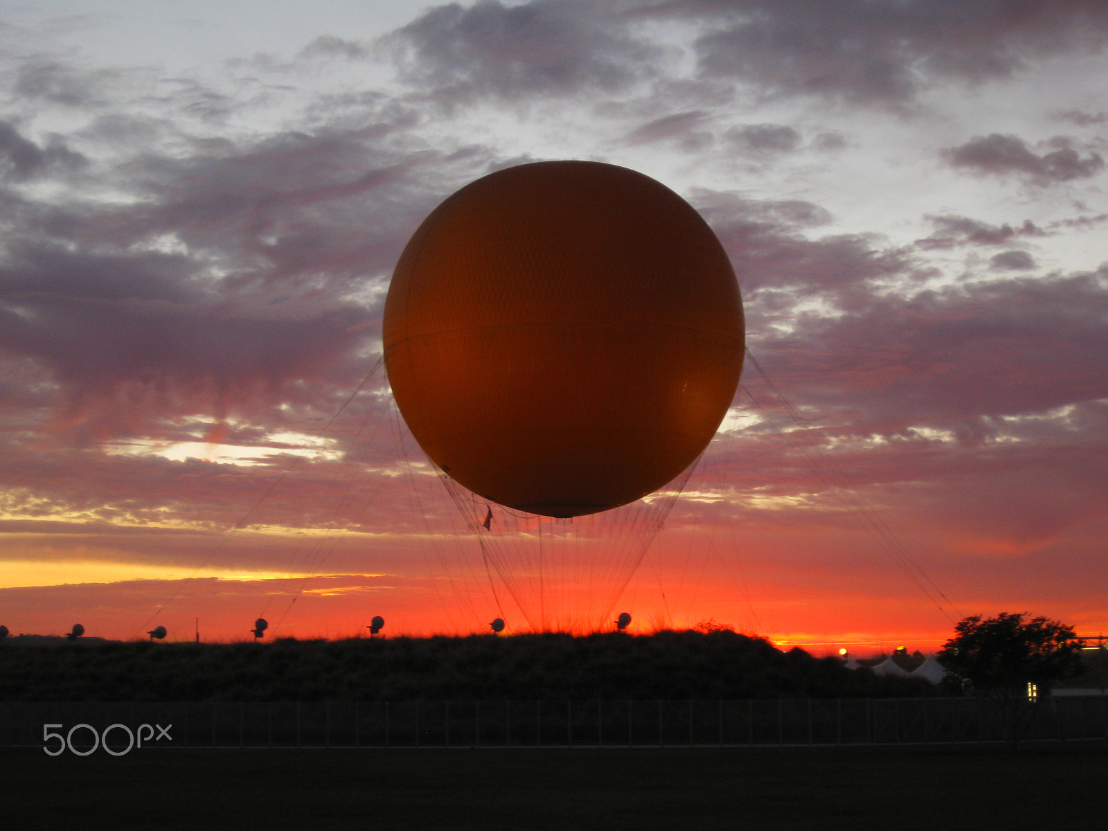 Canon PowerShot SD790 IS (Digital IXUS 90 IS / IXY Digital 95 IS) sample photo. Great park balloon 1 photography