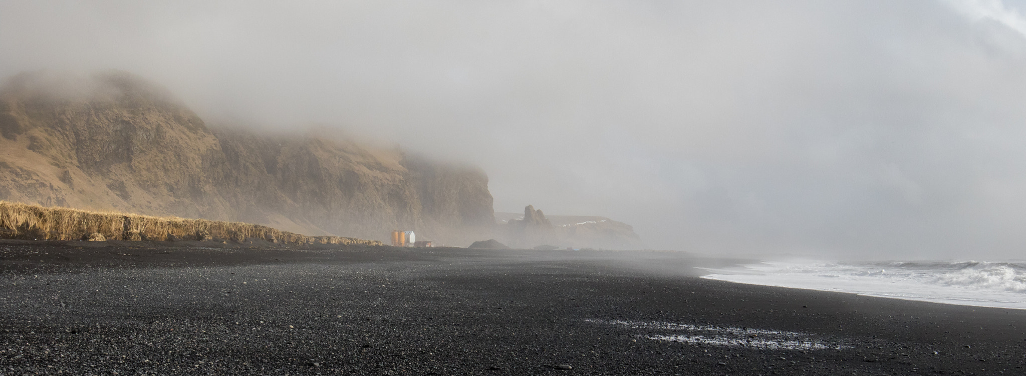 Canon EOS 7D Mark II + Canon EF 16-35mm F4L IS USM sample photo. Atmospheric south coast iceland photography