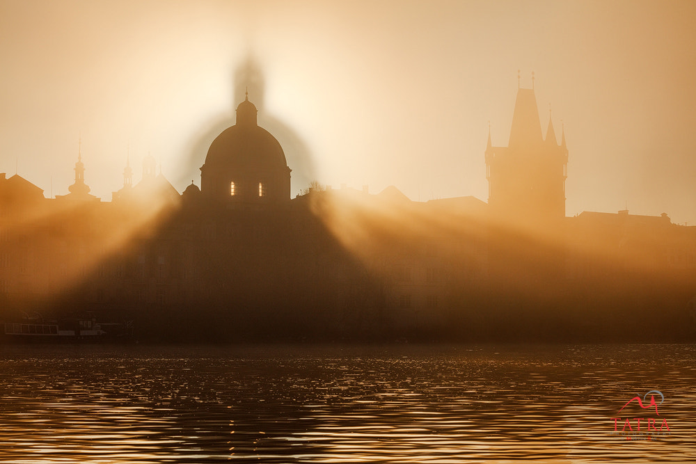 Canon EF 70-300mm F4-5.6L IS USM sample photo. Charles bridge photography
