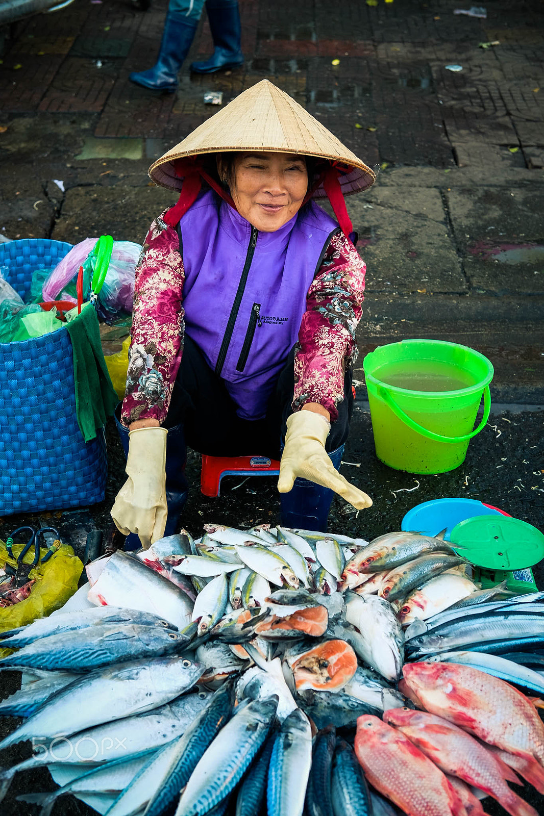 Fujifilm X-E2S + Fujifilm XF 35mm F2 R WR sample photo. Vegetables market photography