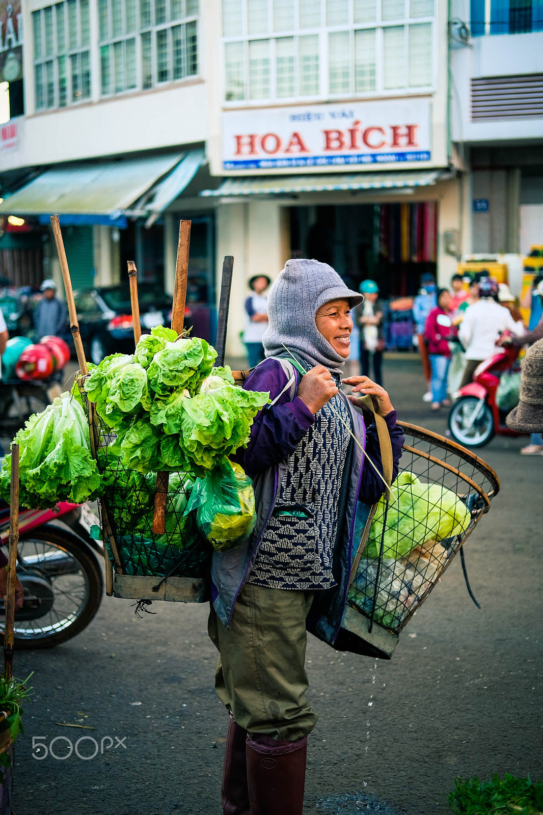 Fujifilm X-E2S sample photo. Vegetables market photography