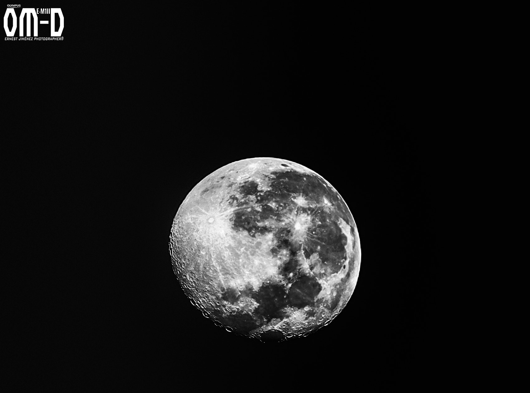 Olympus OM-D E-M1 Mark II + Olympus M.Zuiko Digital ED 40-150mm F2.8 Pro sample photo. Our lovely moon !!! photography