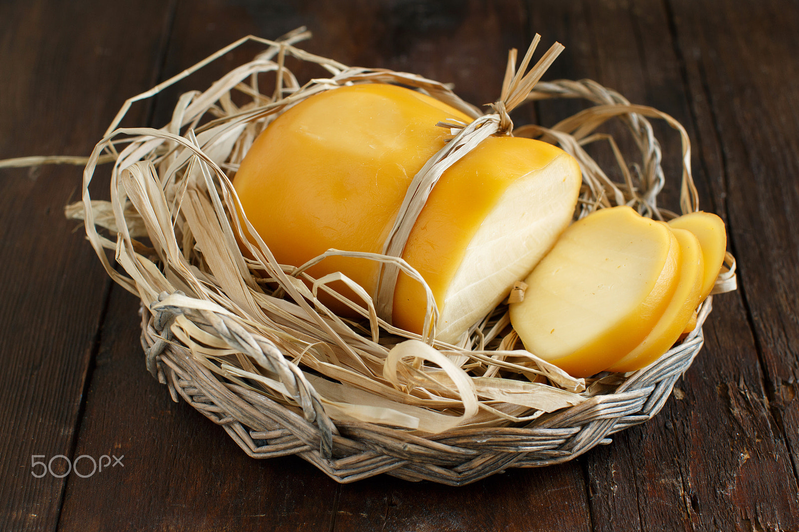 Canon EOS 650D (EOS Rebel T4i / EOS Kiss X6i) + Canon EF 50mm F1.2L USM sample photo. Scamorza, typical italian smoked cheese photography