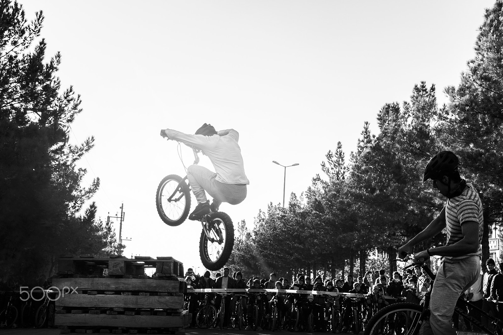 Nikon D3200 sample photo. Jump photography