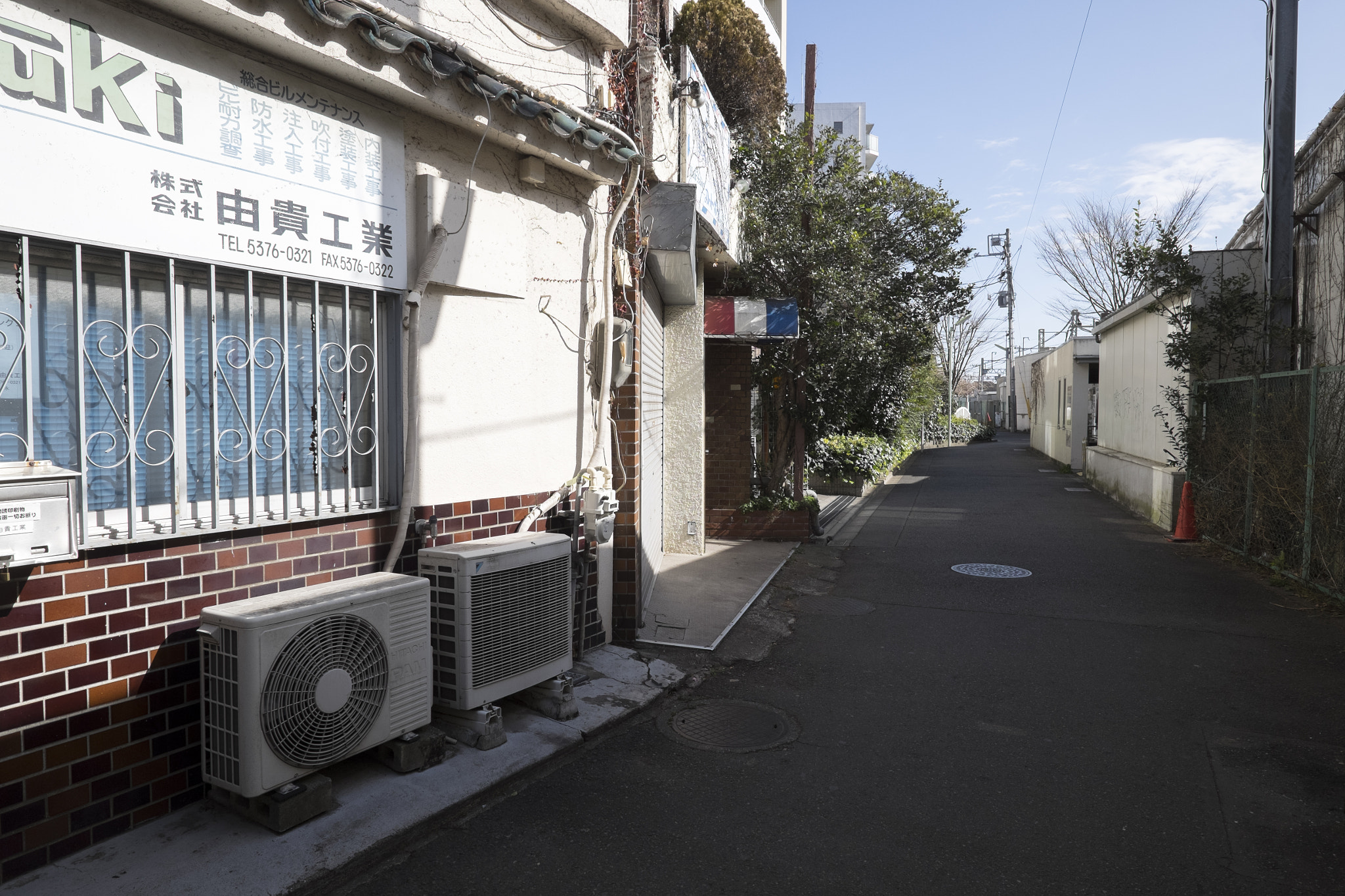 Fujifilm X-T1 + Fujifilm XF 14mm F2.8 R sample photo. Tokyo.世田谷区松原　下高井戸駅北側 photography