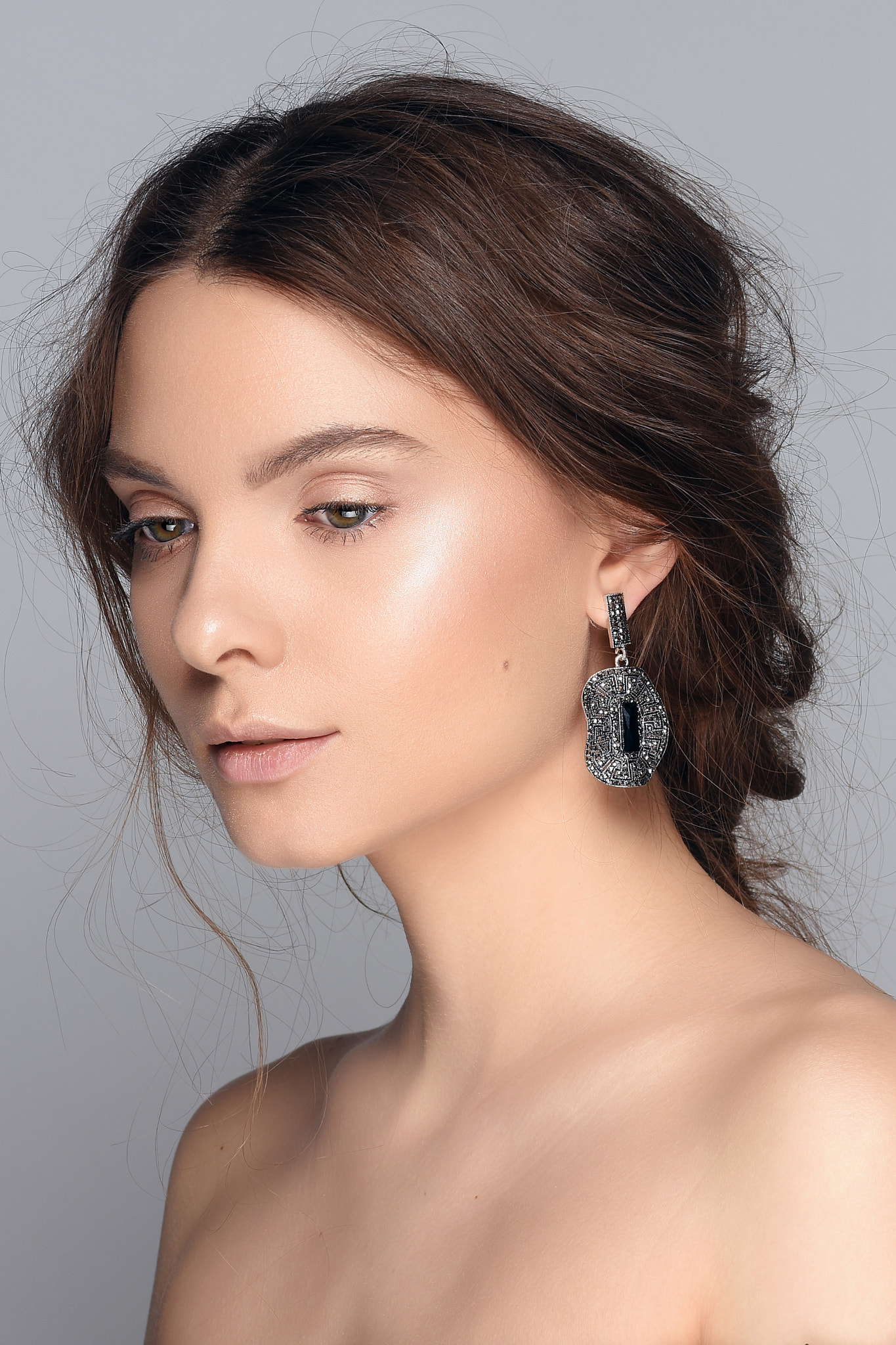 Sigma 105mm F2.8 EX DG OS HSM sample photo. Avantgarde concept for aepjewelry photography
