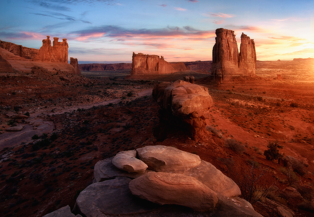 Canon EOS 5DS + Canon EF 11-24mm F4L USM sample photo. Arches sunrise photography