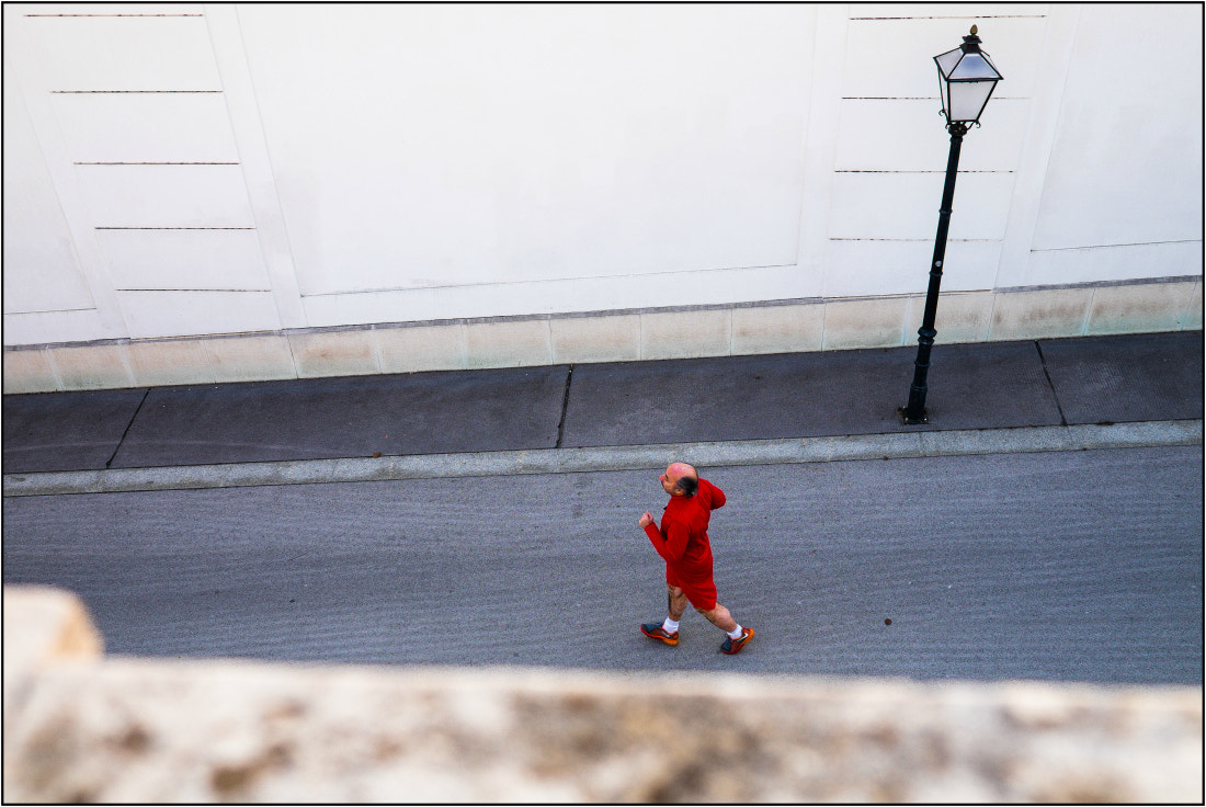 Fujifilm XF 23mm F1.4 R sample photo. Red runner photography