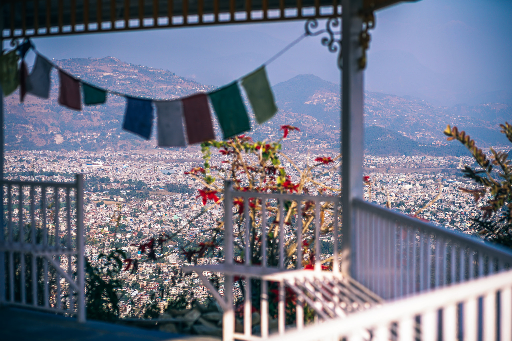 DT 85mm F1.8 SAM sample photo. Hilltop spectacle photography