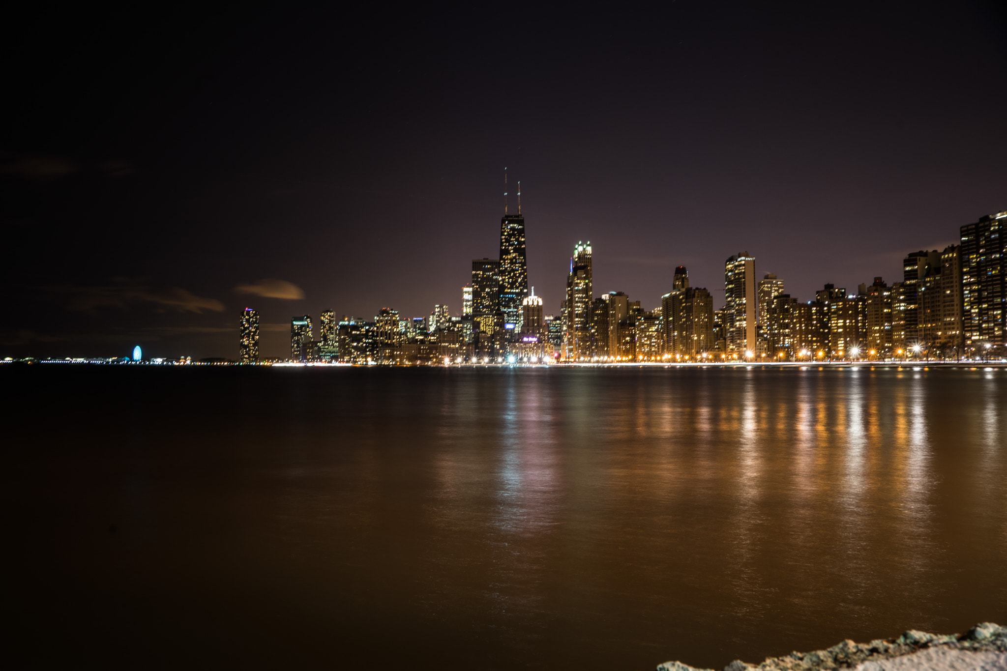 Sony a7R + Sony FE 24-240mm F3.5-6.3 OSS sample photo. Chicago by night photography