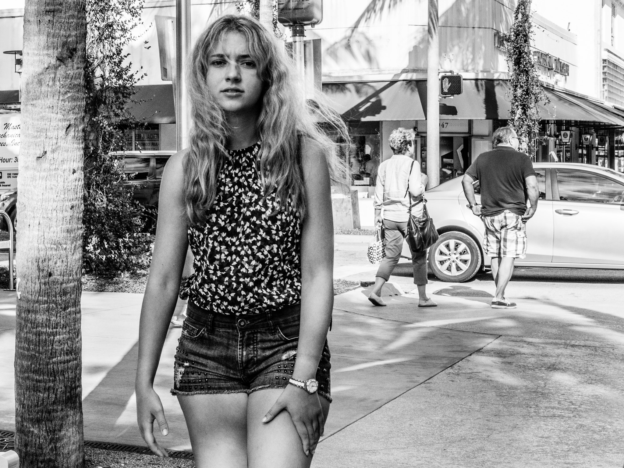 35mm F2.0 sample photo. People of miami - easy on the eyes... photography