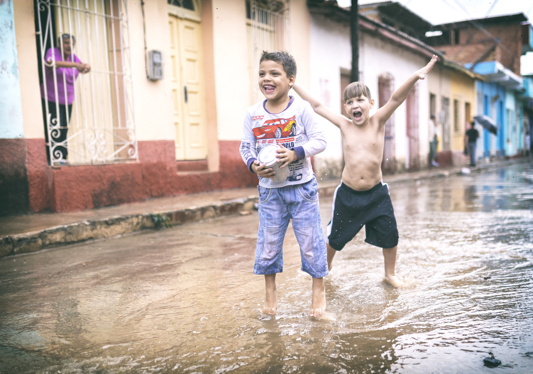 Sigma 35mm F1.4 DG HSM Art sample photo. After the rain in trinidad, cuba photography