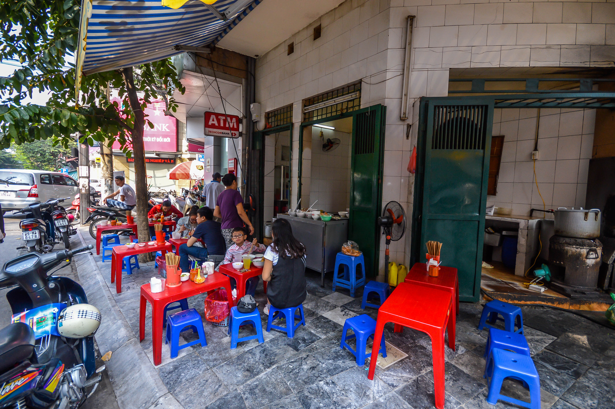 Sigma 10-20mm F4-5.6 EX DC HSM sample photo. Vietnam photography