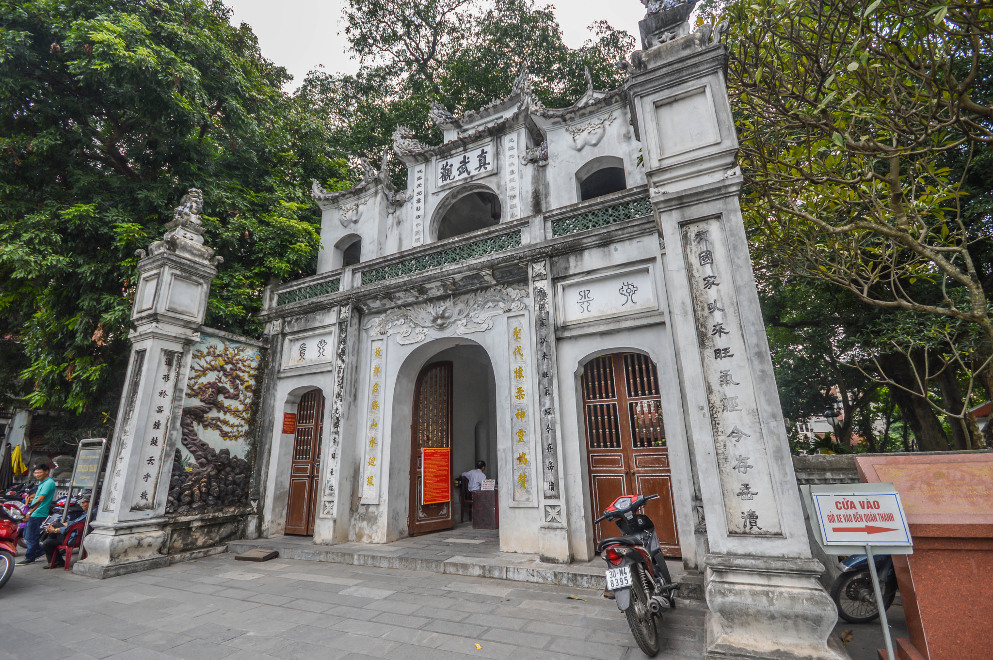 Sigma 10-20mm F4-5.6 EX DC HSM sample photo. Vietnam photography