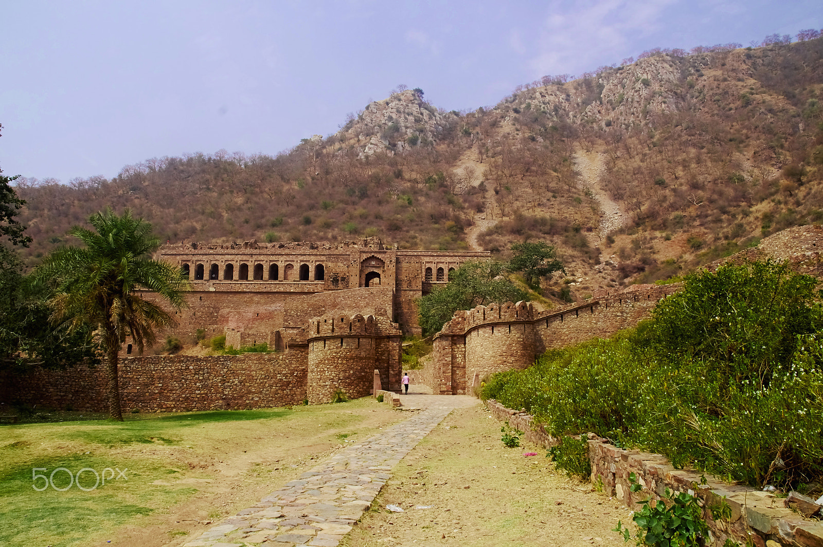 Sony DT 18-135mm F3.5-5.6 SAM sample photo. Bhangarh fort- the most haunted place in india photography