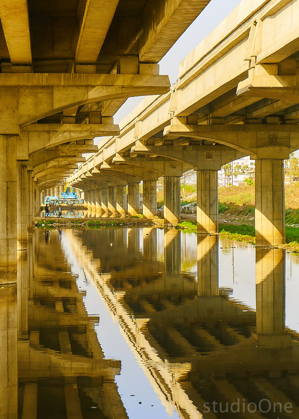 Sony FE 50mm F1.8 sample photo. Concrete bridge photography