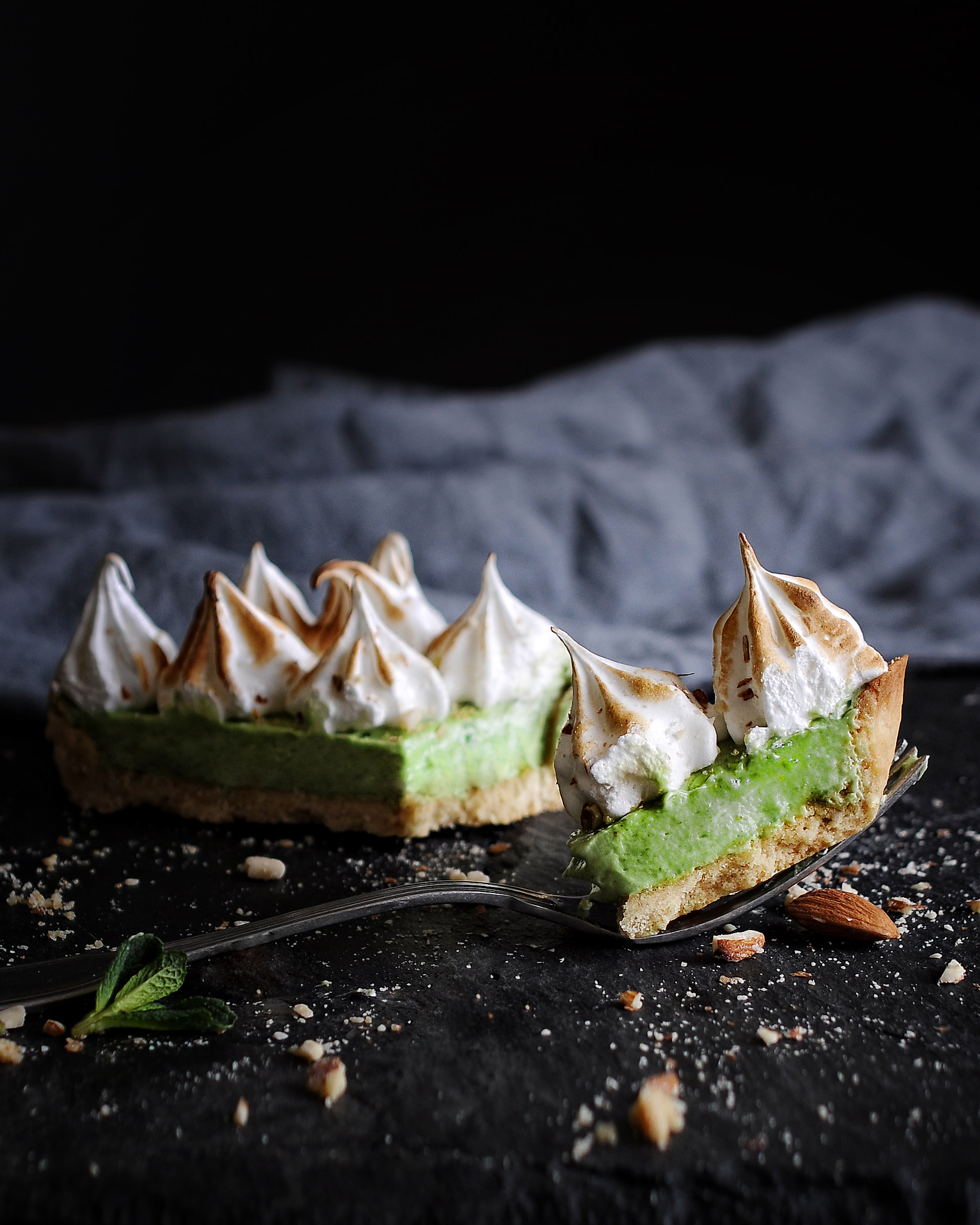 Nikon AF-S DX Micro Nikkor 40mm F2.8 sample photo. Tart with meringue photography