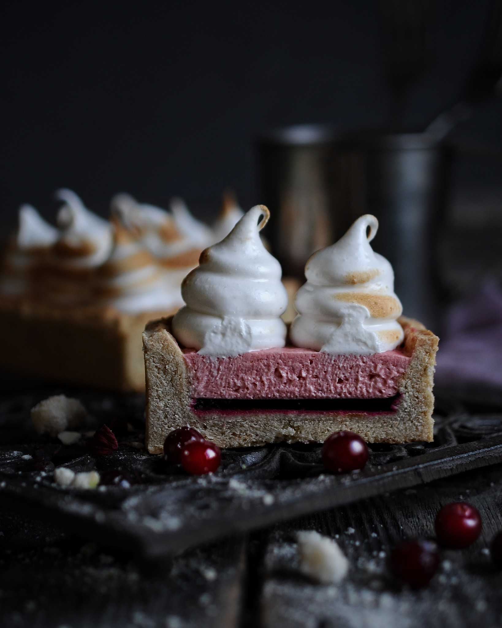 Nikon AF-S DX Micro Nikkor 40mm F2.8 sample photo. Tart with meringue photography
