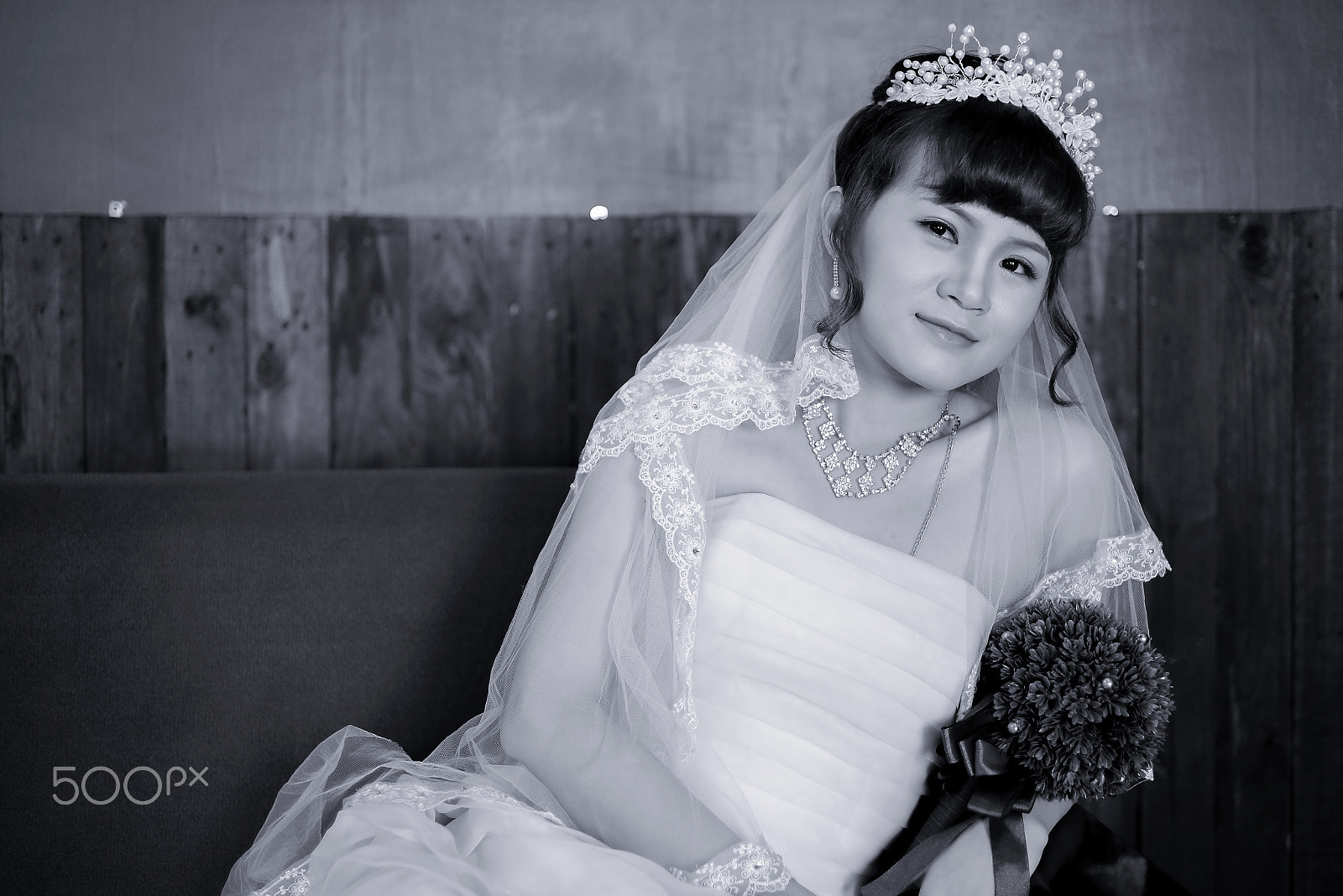 Nikon D610 + Nikon AF Nikkor 35mm F2D sample photo. Bride photography